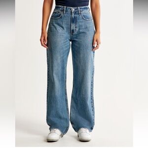 Abercrombie Curve Love The Loose High Rise Jeans